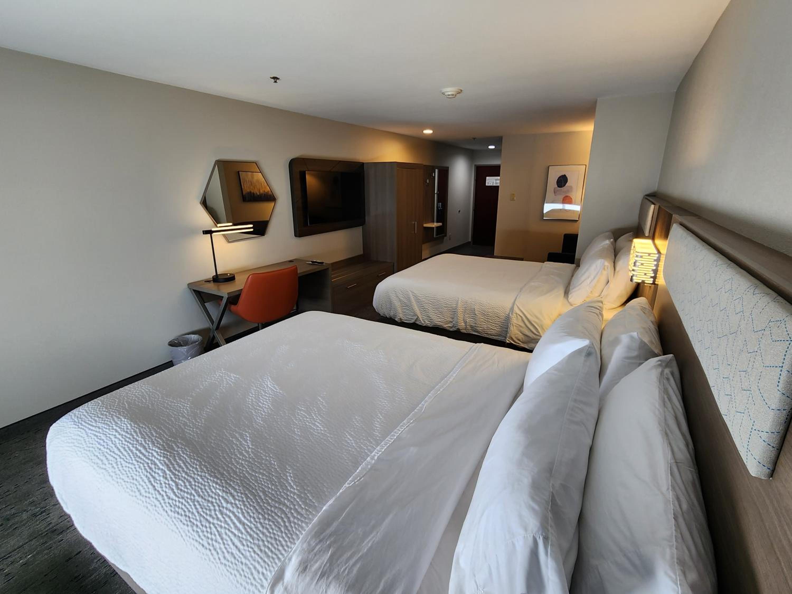 holiday inn express hotel and suites perry by ihg