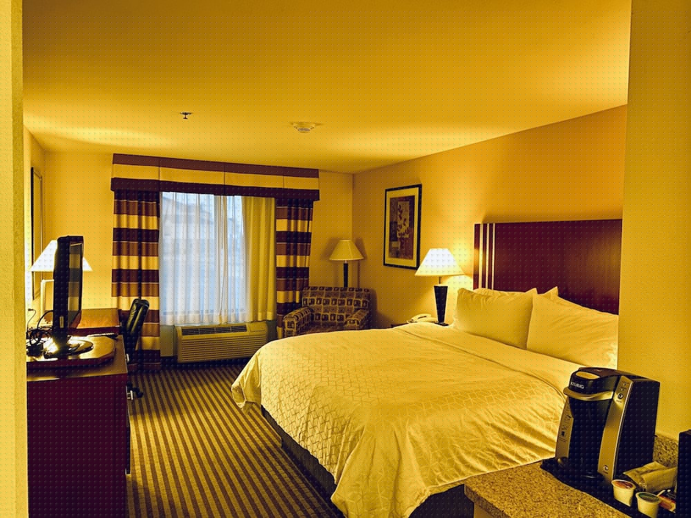 holiday inn express hotel and suites perry by ihg