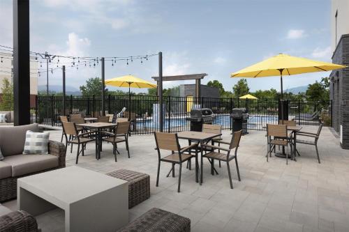 home2 suites by hilton sevierville