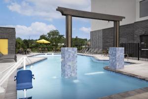 home2 suites by hilton sevierville