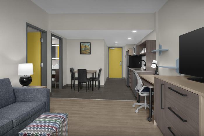 home2 suites by hilton sevierville