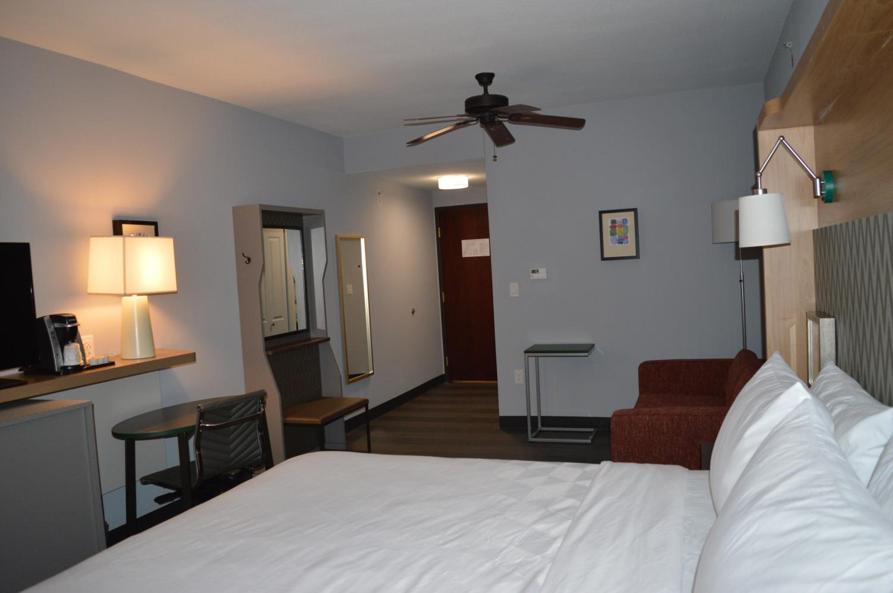 holiday inn odessa by ihg