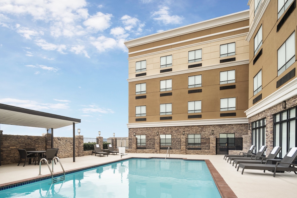 holiday inn odessa by ihg