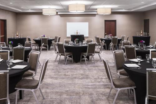 holiday inn odessa by ihg