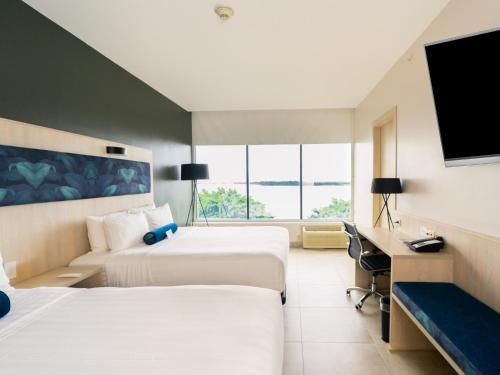 doubletree by hilton guayaquil