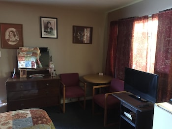 Holiday Lodge,Grass Valley>>Alta,2 star