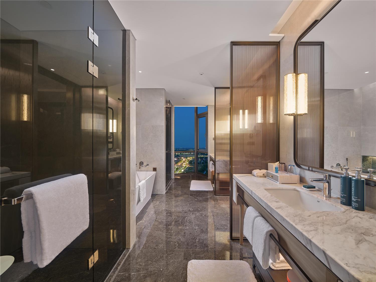 hilton jiashan