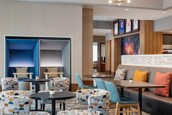 Tru By Hilton Houston Downtown Convention Center,1540 Leeland Street,3 star