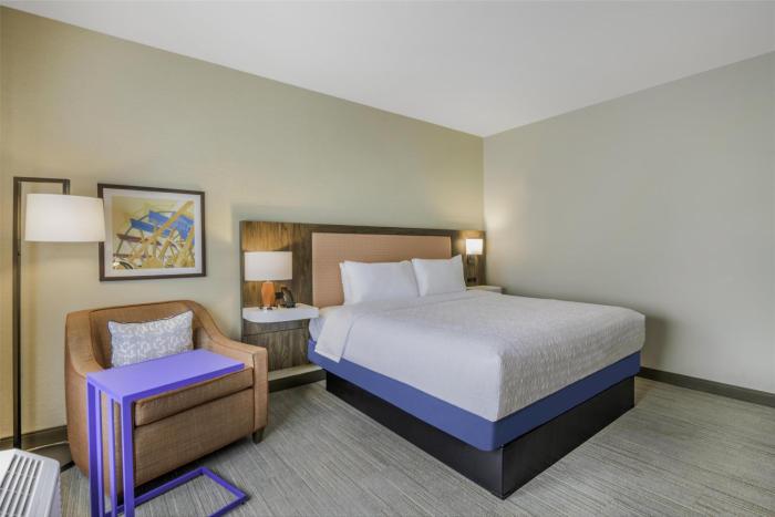 hampton inn and suites by hilton decatur