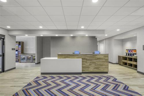 hampton inn and suites by hilton decatur