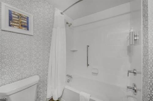 hampton inn and suites by hilton decatur
