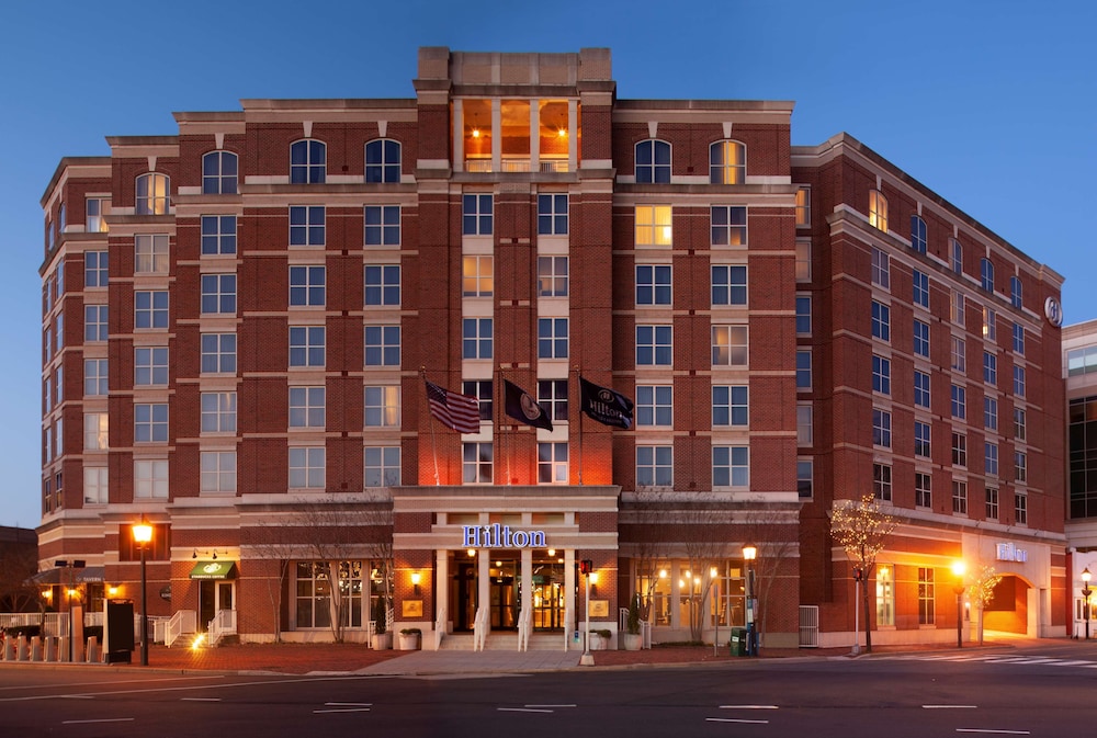 hilton alexandria old town