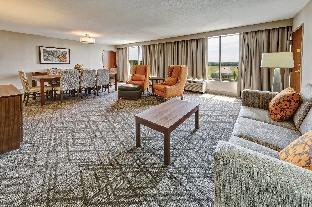 hilton knoxville airport