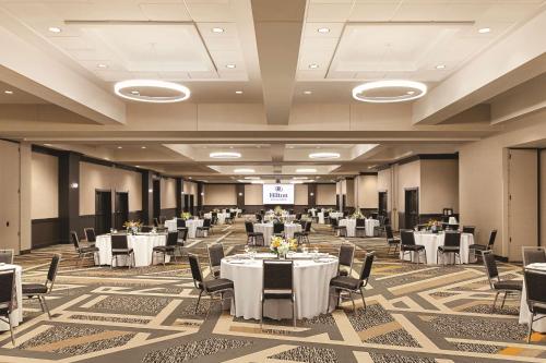 hilton knoxville airport