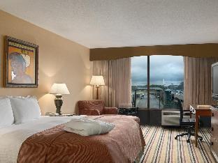 hilton knoxville airport