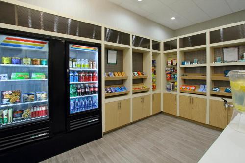 holiday inn hattiesburg north by ihg