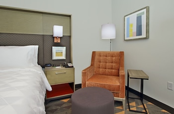 holiday inn hattiesburg north by ihg