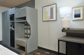 holiday inn hattiesburg north by ihg