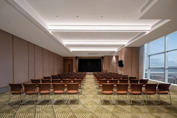 hilton garden inn kunming wujiaba