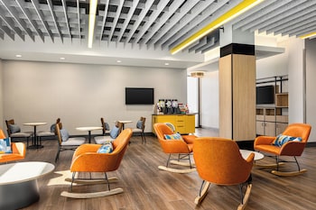 spark by hilton las vegas airport