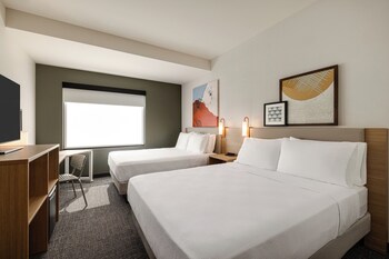 spark by hilton las vegas airport