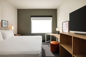 spark by hilton las vegas airport