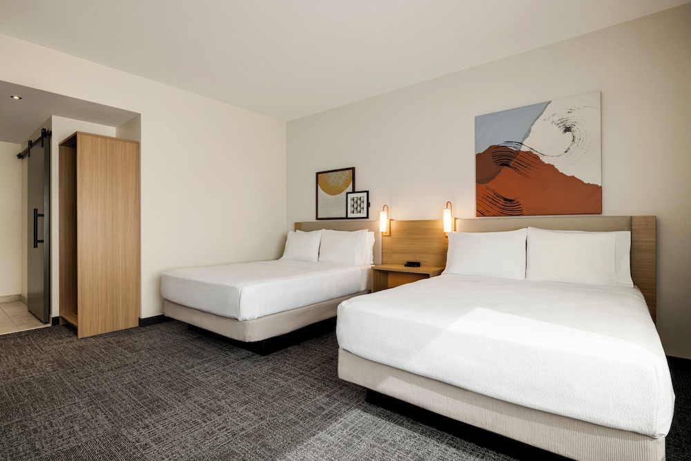 spark by hilton las vegas airport