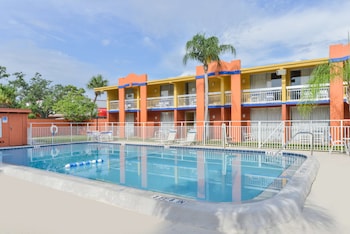 americas best value inn sarasota downtown