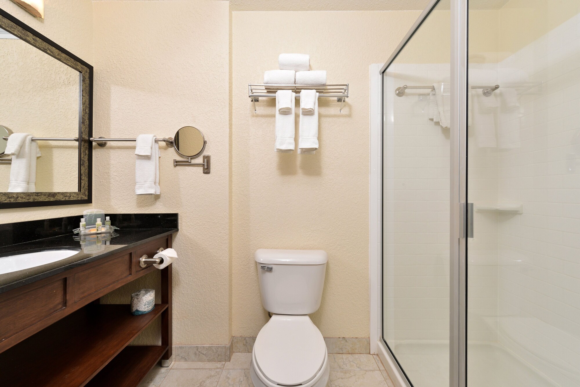 holiday inn montgomery airport south by ihg