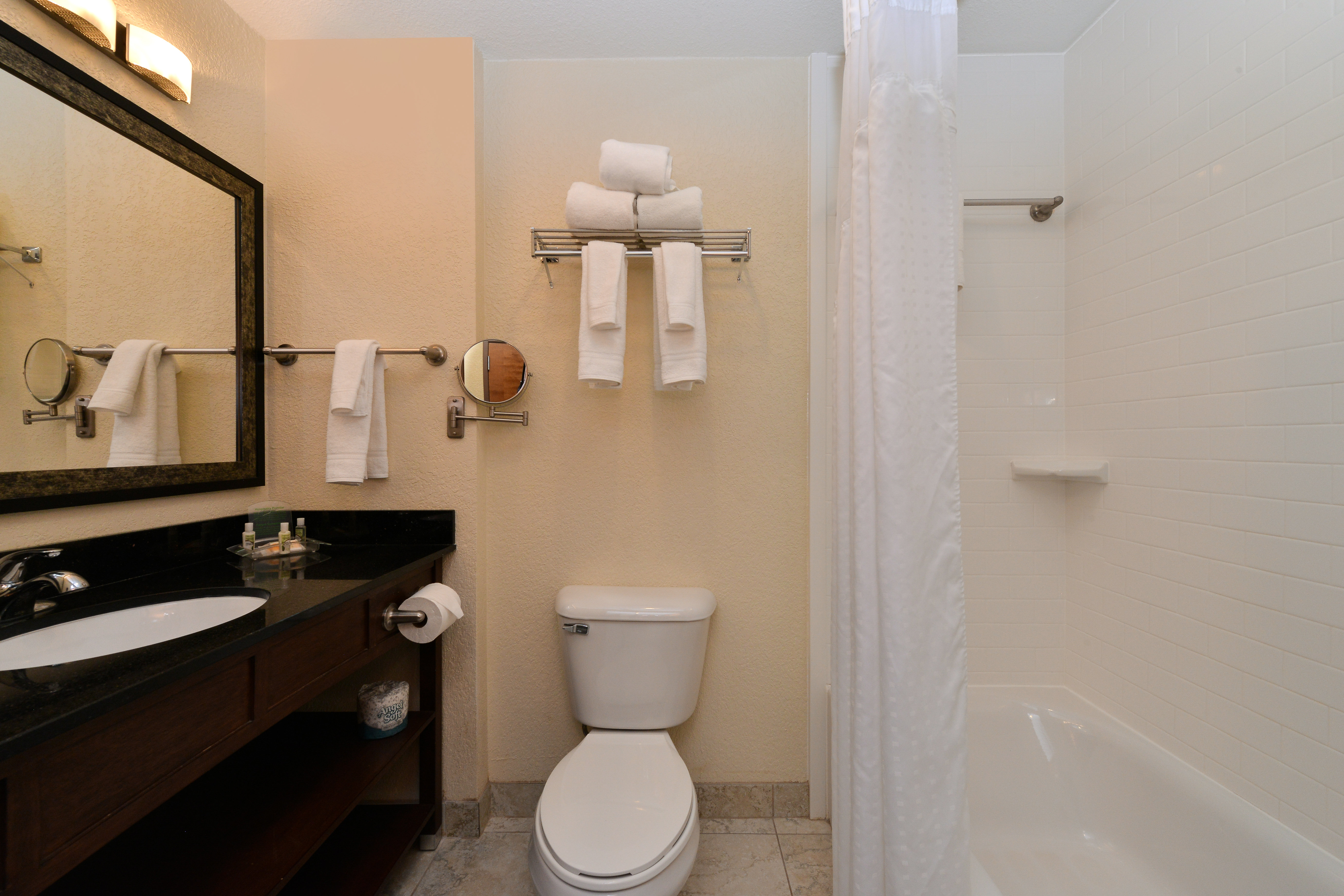 holiday inn montgomery airport south by ihg