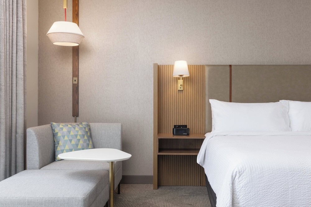holiday inn montgomery airport south by ihg