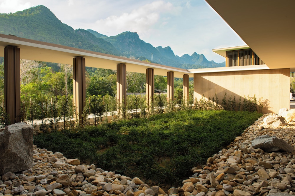 hilton langkawi malaysia