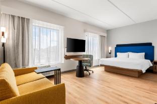 hampton inn and suites intercourse pa