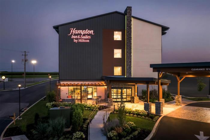 hampton inn and suites intercourse pa