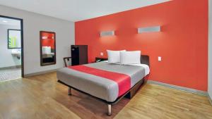 motel 6 victorville desert express