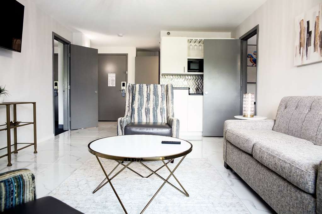 radisson hotel mcallen airport