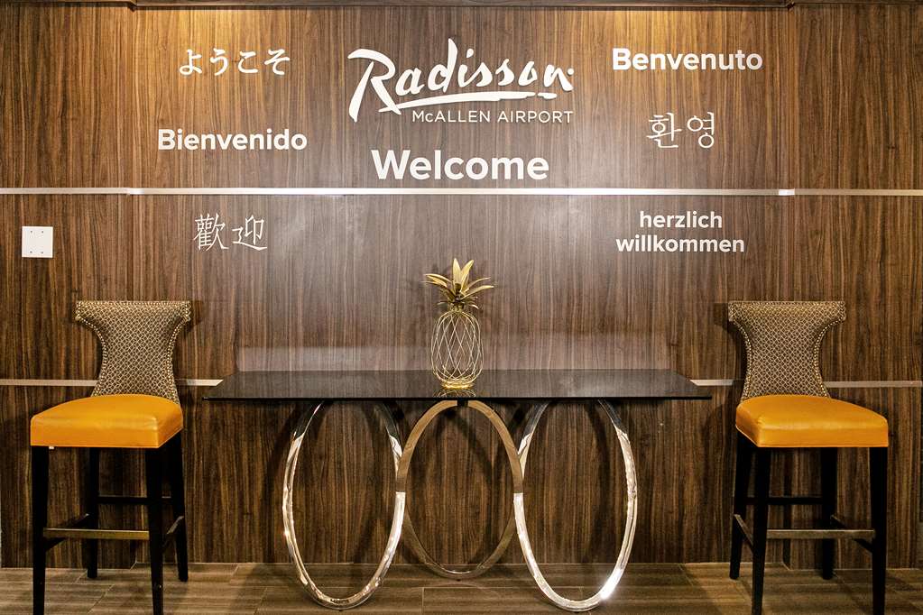 radisson hotel mcallen airport
