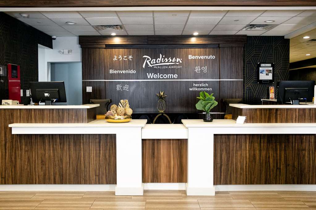 radisson hotel mcallen airport