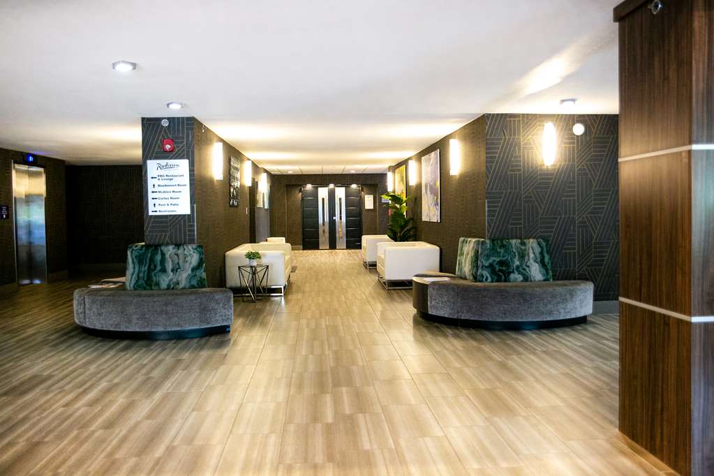 radisson hotel mcallen airport