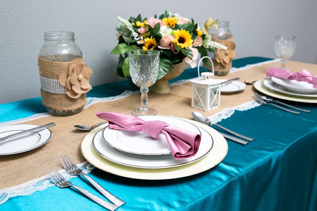 radisson hotel mcallen airport