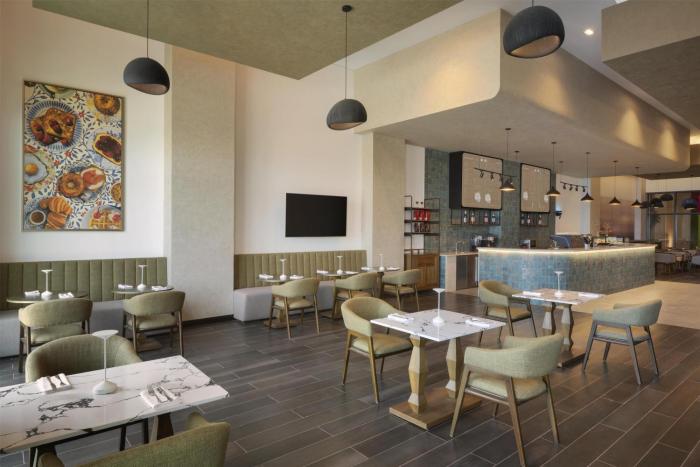 doubletree by hilton madinah gate