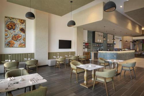 doubletree by hilton madinah gate