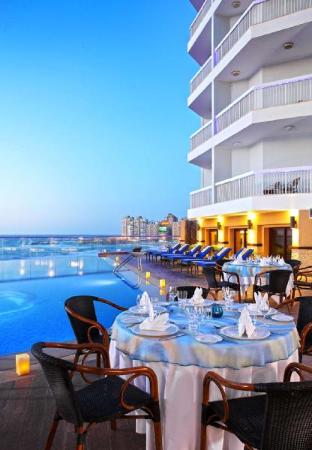 hilton alexandria corniche