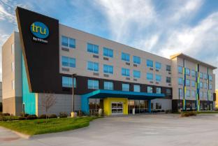 tru by hilton anderson