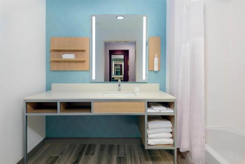 hilton garden inn cape canaveral cruise port