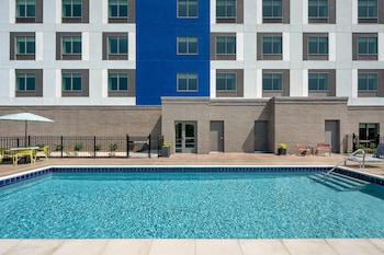hampton inn lawrenceburg tn