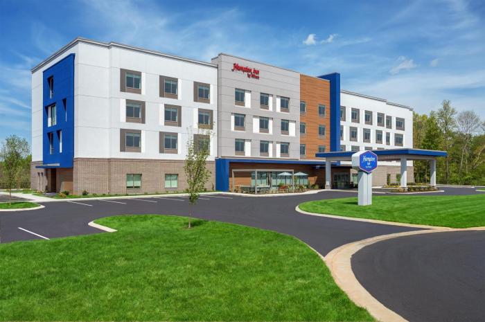 hampton inn lawrenceburg tn