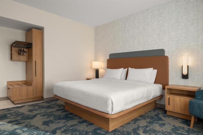 hampton inn lawrenceburg tn
