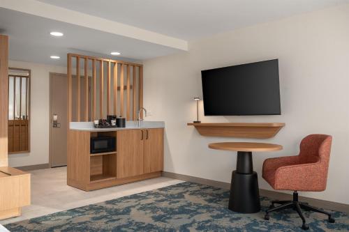 hampton inn lawrenceburg tn