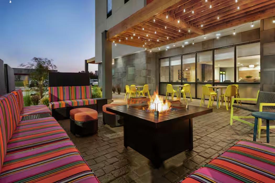 home2 suites by hilton madison east